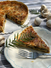 Cargar imagen en el visor de la galería, Quiche de Champiñones y Tocino