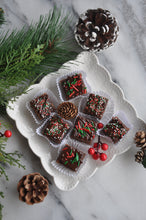 Cargar imagen en el visor de la galería, Brownies Navideños 25 und