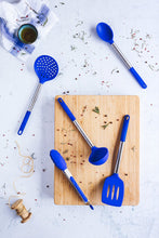 Cargar imagen en el visor de la galería, Solid+ Espátula Ranurada Monix