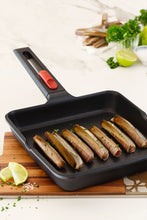 Cargar imagen en el visor de la galería, INFINITY Grill con rayas