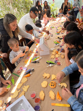 Cargar imagen en el visor de la galería, Decoración de galletas de Halloween con Xime
