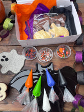 Cargar imagen en el visor de la galería, Decoración de galletas de Halloween con Xime
