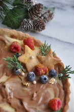 Cargar imagen en el visor de la galería, Tartaleta Navideña de Doble Chocolate
